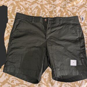 Old Navy shorts size 14